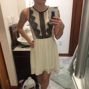 DO+BE Cream and Black Lace High-Low Dress